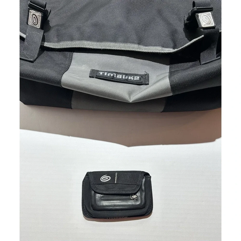 Timbuk2 Black Laptop Travel Duffel Bag Weekender Messenger Crossbody Spacious